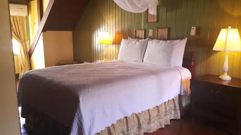 Copper And Lumber Store Hotel English Harbour